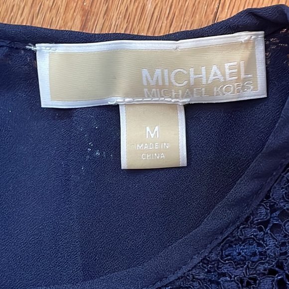 Michael Michael Kors Navy Blue Size Medium fully lined Women’s top tie sleeves - Picture 3 of 12